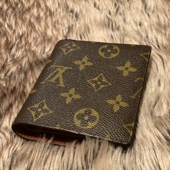 Louis Vuitton wallet - Picture 1 of 4